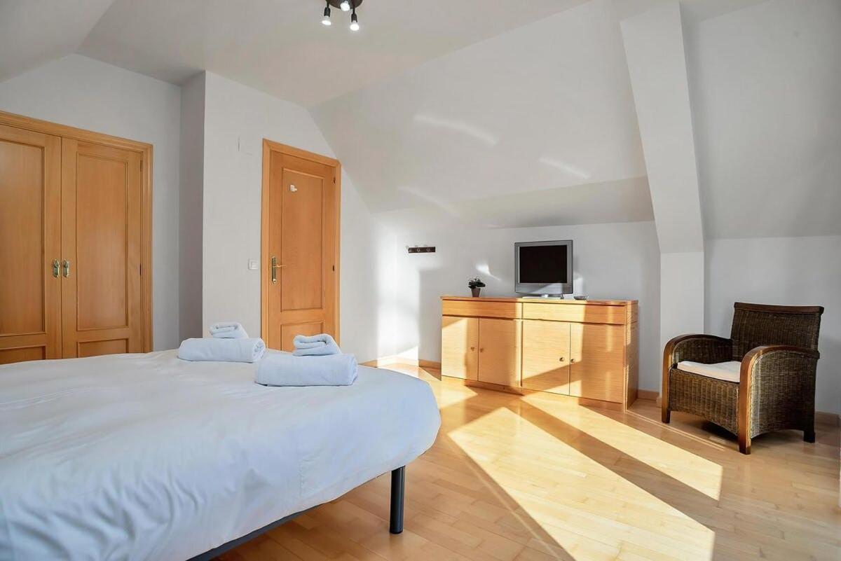 Argualas Triplex Con Piscina 팬틱코사 외부 사진