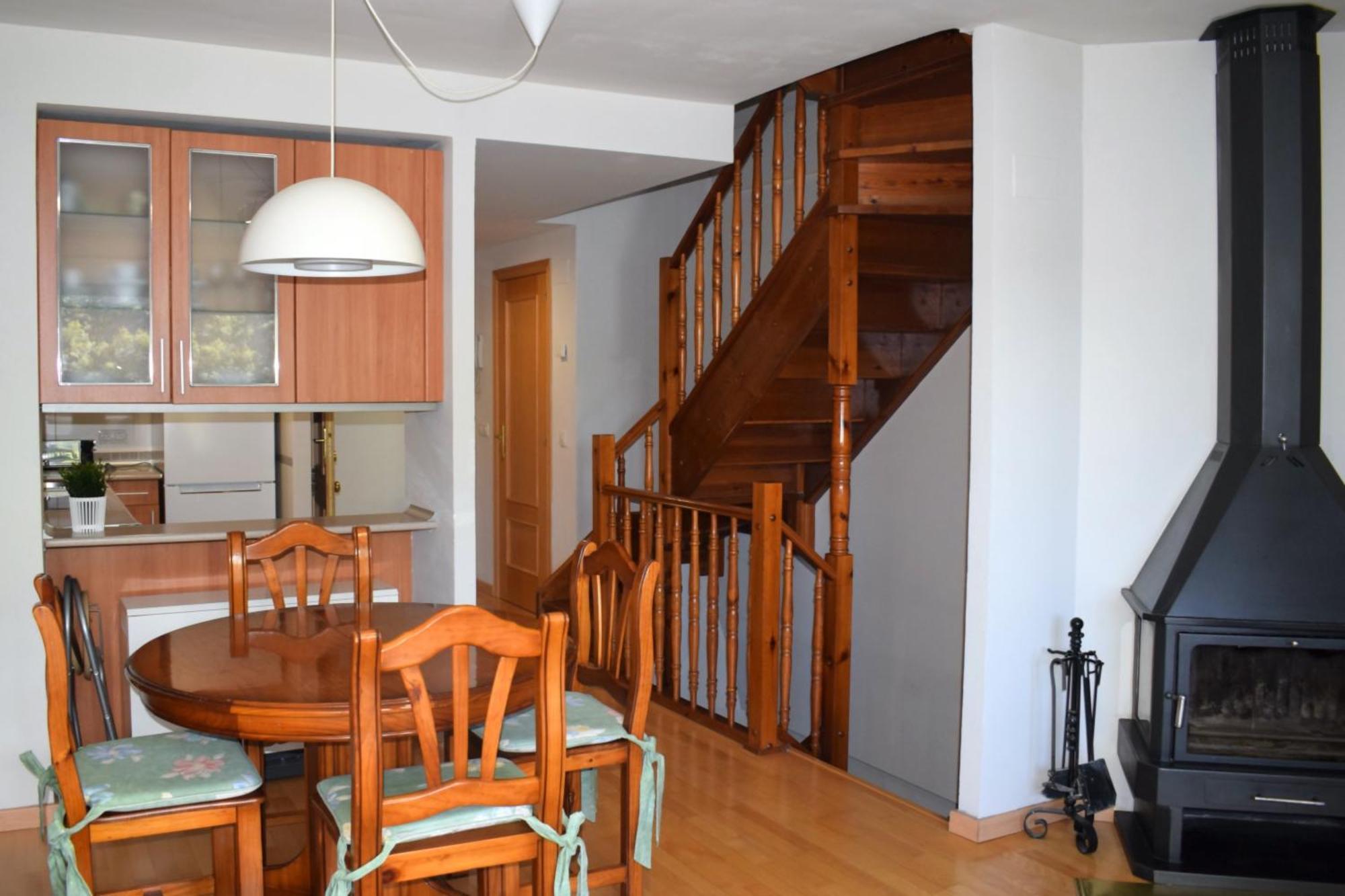 Argualas Triplex Con Piscina 팬틱코사 외부 사진